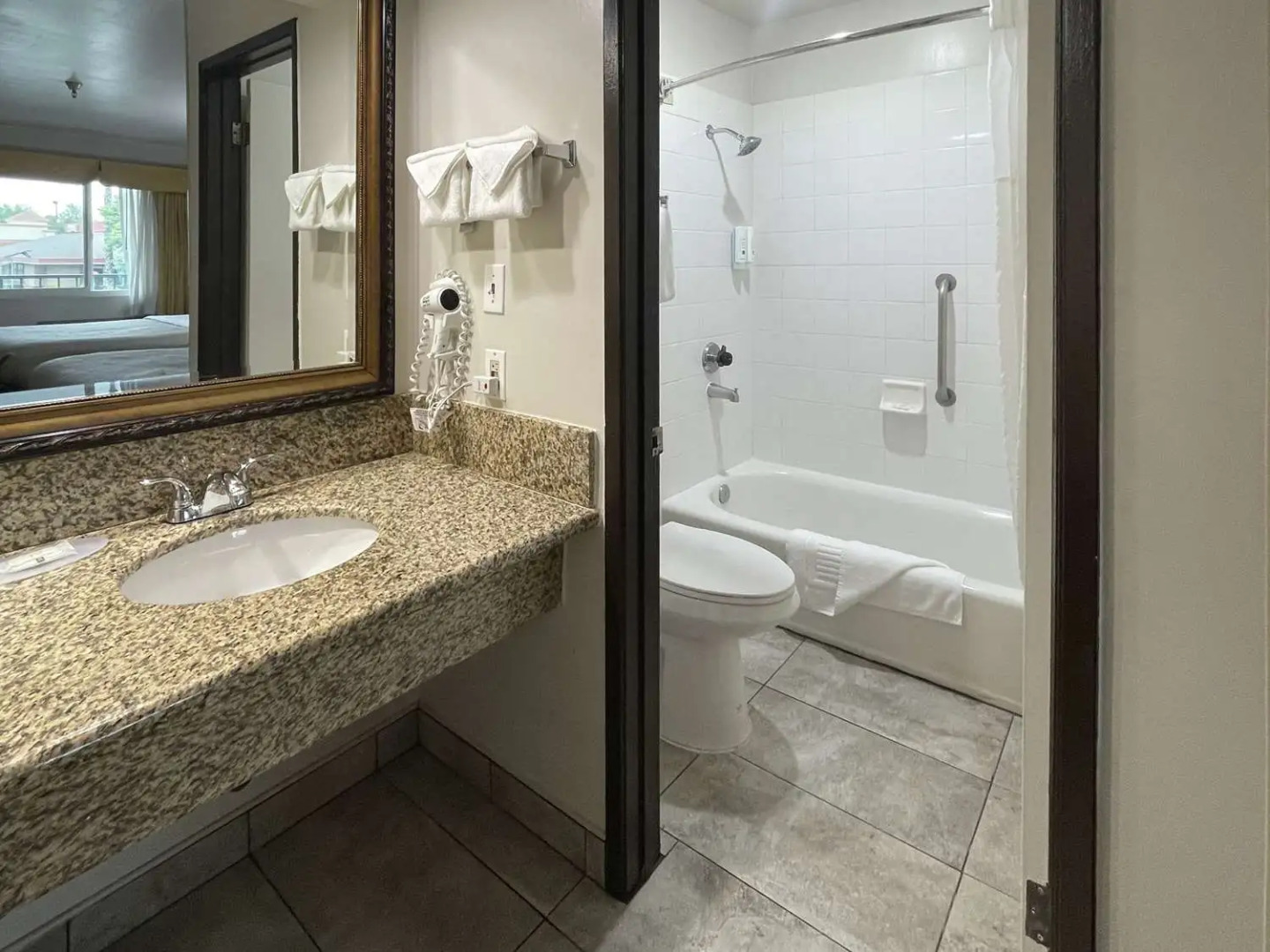 Photo - Quality Inn Ontario Airport Convention Center