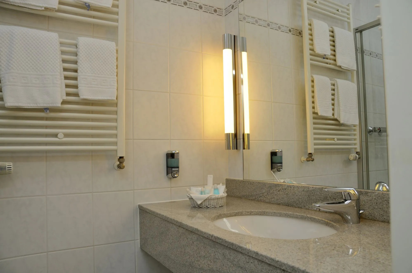 Photo - Hotel Essener Hof; Sure Hotel Collection by Best Western