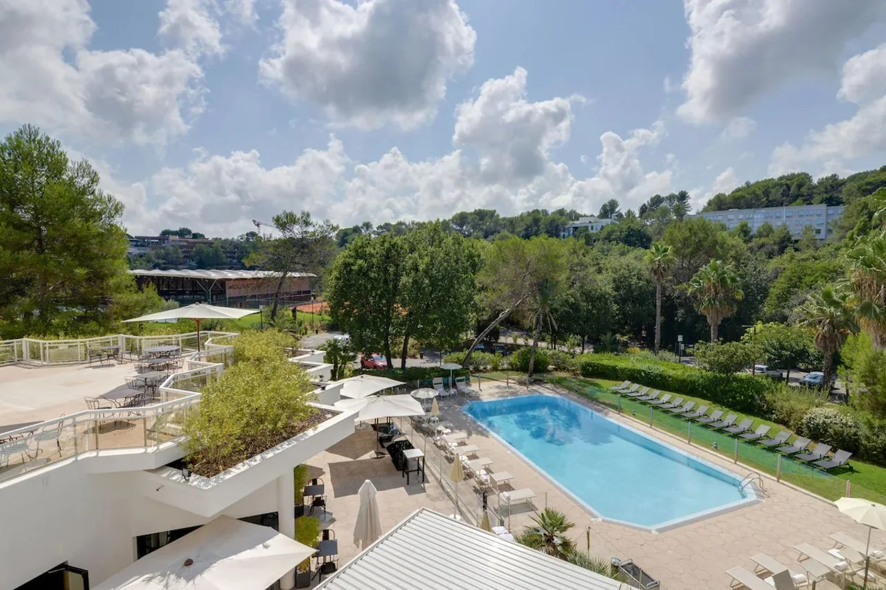 Photo - Mouratoglou Hotel & Resort