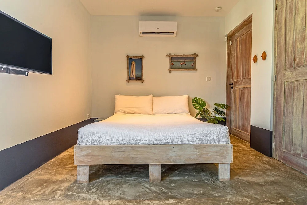 Photo - Luxurious OCEAN VIEW Getaway