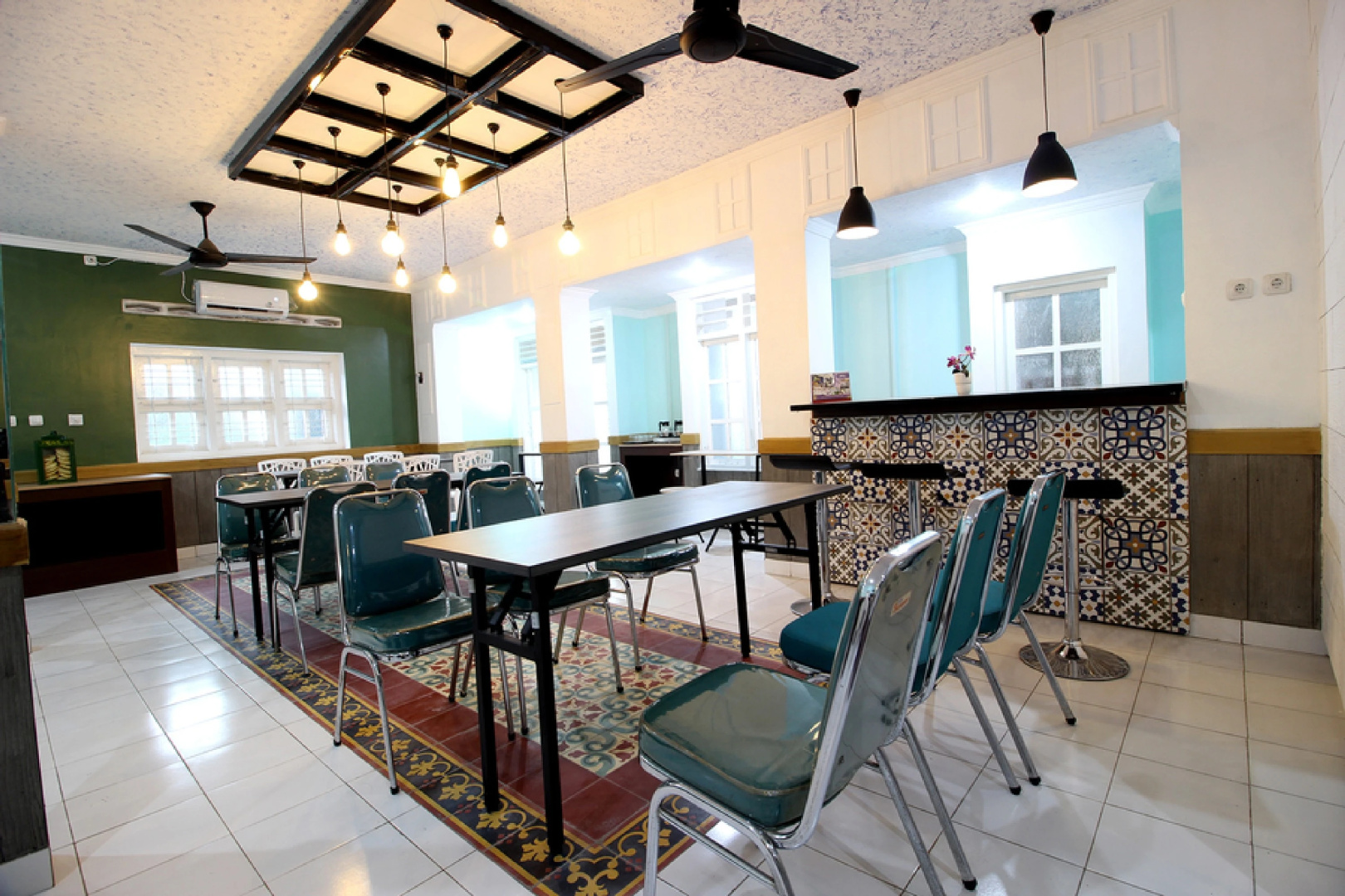 Photo - RedDoorz Plus Syariah near Lempuyangan Station 3