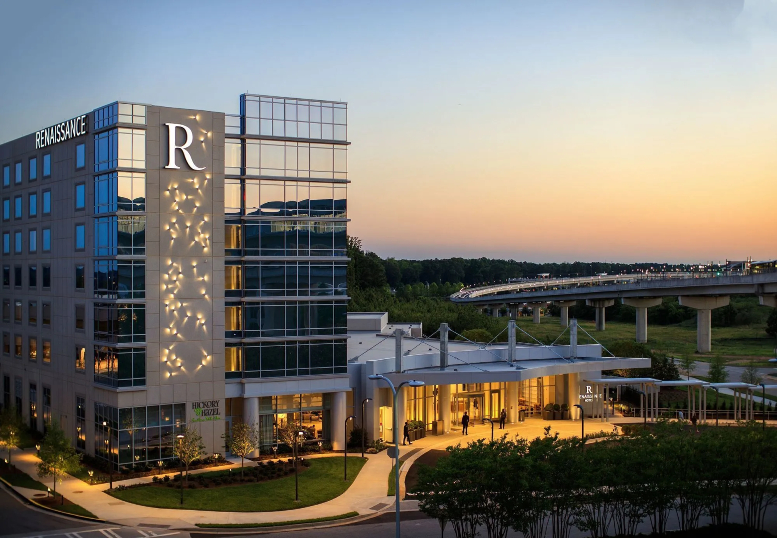 Photo - Renaissance Atlanta Airport Gateway Hotel