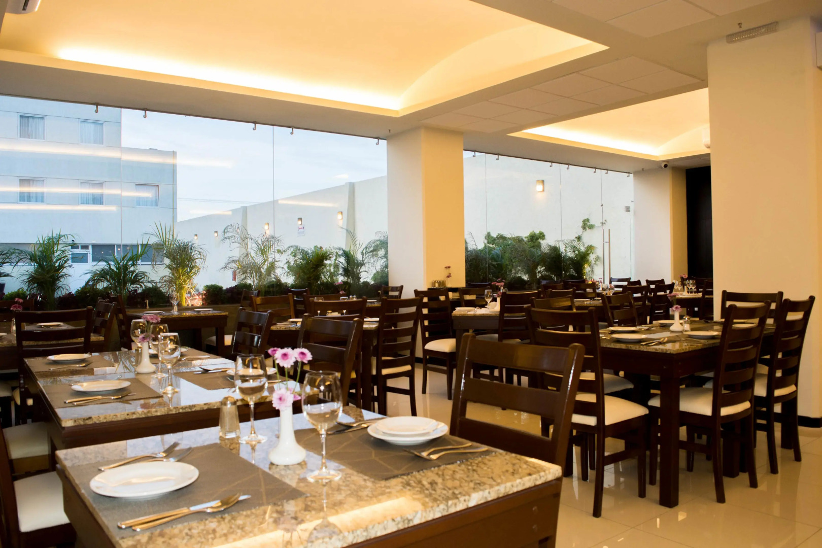 Foto - Hotel Crown Victoria