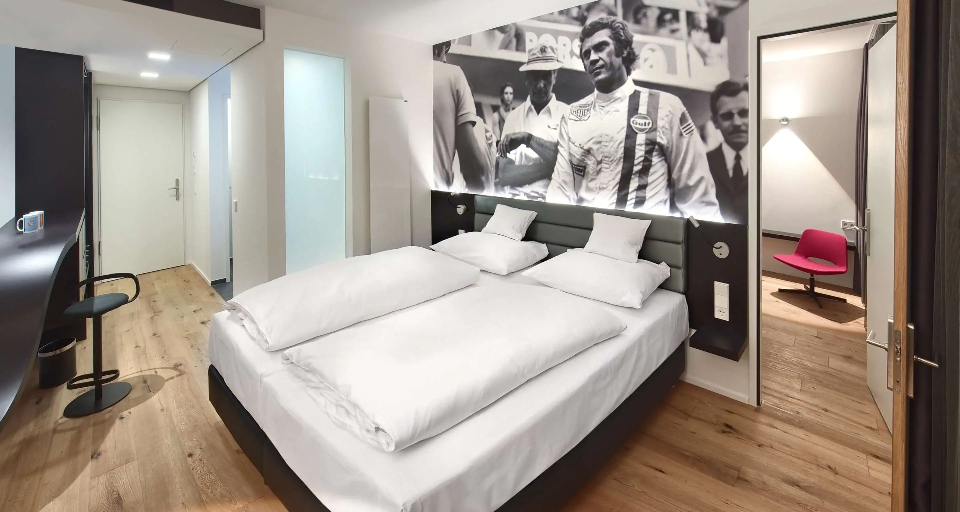 Foto - V8 HOTEL Motorworld Region Stuttgart