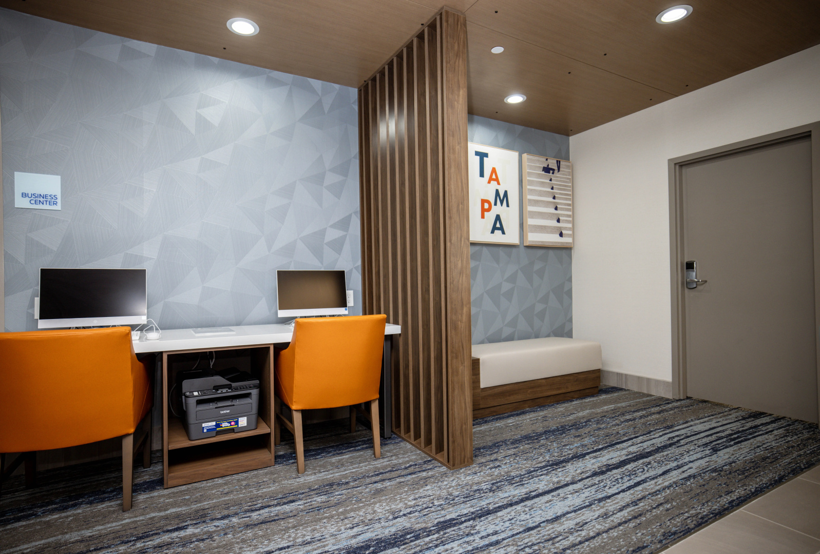 Foto - Holiday Inn Express & Suites Tampa Stadium – Airport Area by IHG