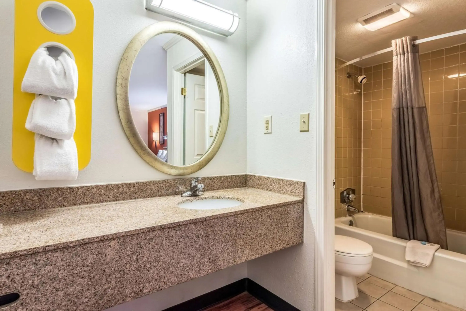 Photo - Motel 6-Gatlinburg, TN - Smoky Mountains