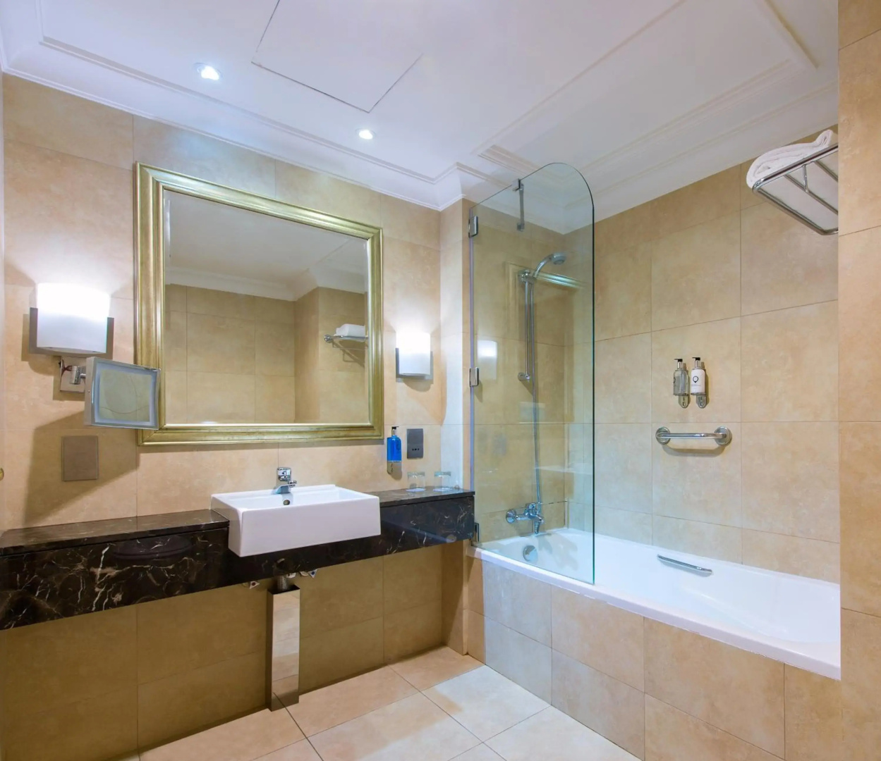 Photo - Somewhere Hotel Apartment
