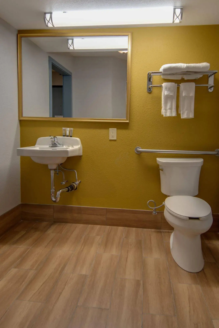 Foto - Americas Best Value Inn Hayward