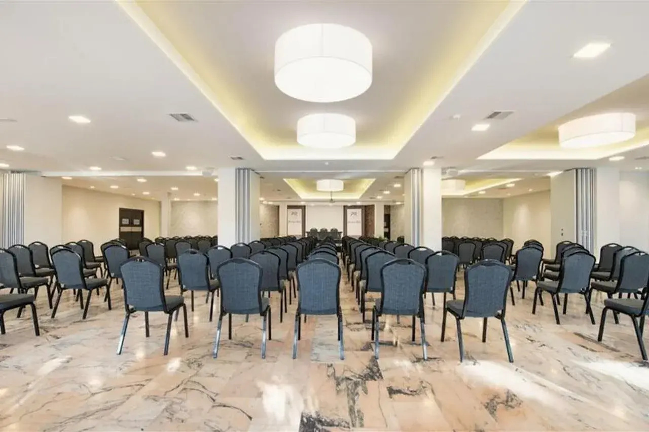 Photo - Hotel Parque Real