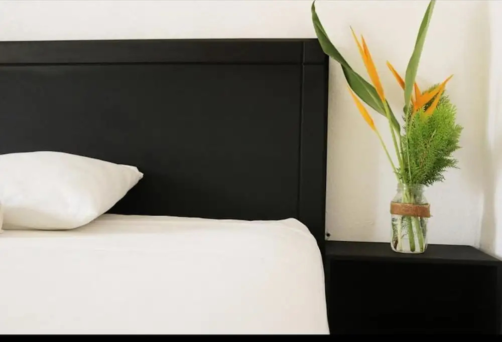 Photo - Private room with king size bed num023