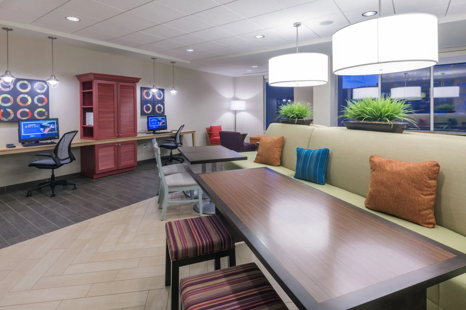 Photo - Home2 Suites by Hilton Kansas City Downtown