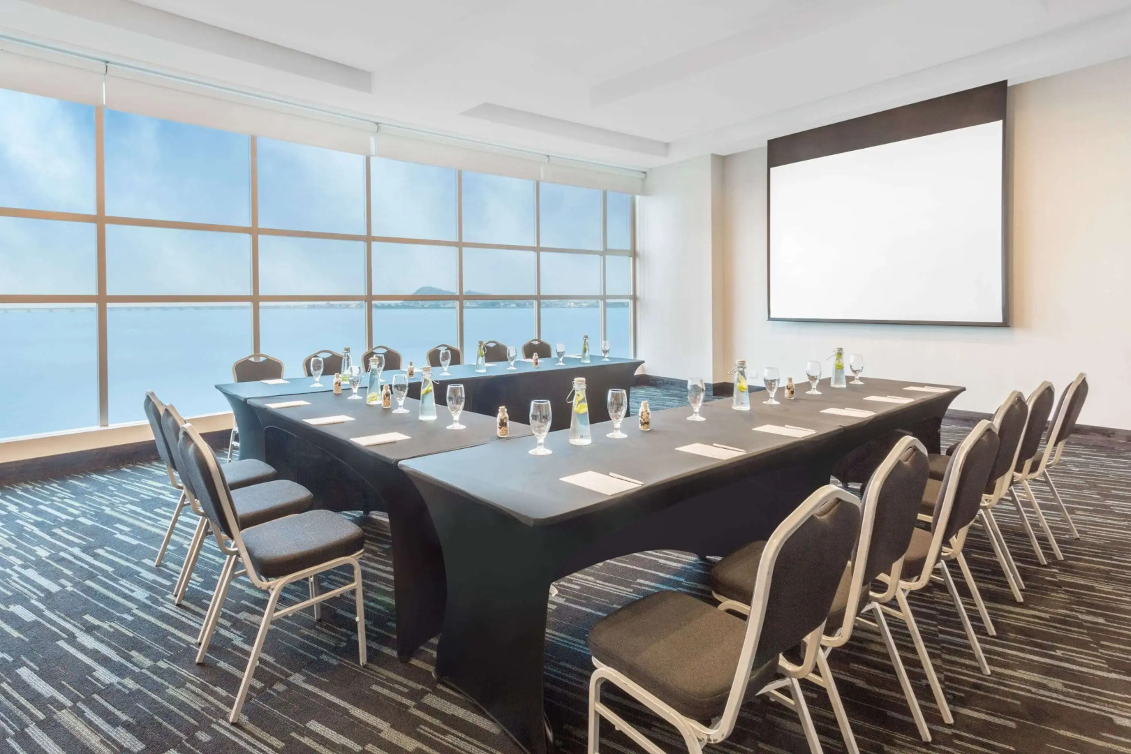 Photo - Wyndham Guayaquil, Puerto Santa Ana