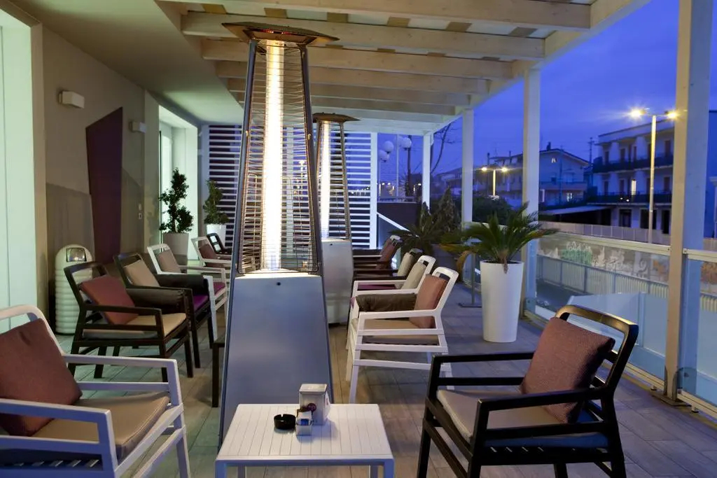 Photo - L'Hotel