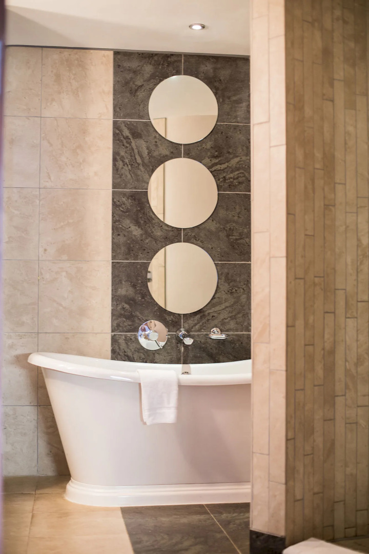 Photo - Osprey Hotel