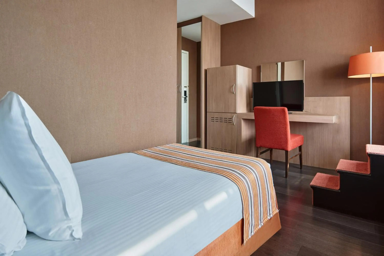 Photo - Theater Hotel