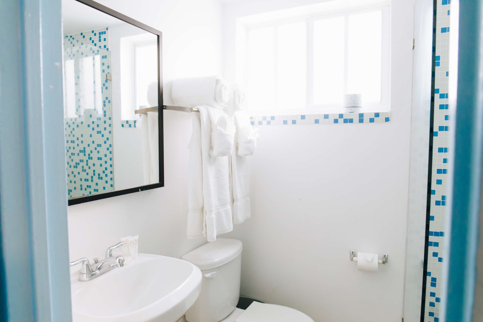 Photo - Aqua Hotel & Suites