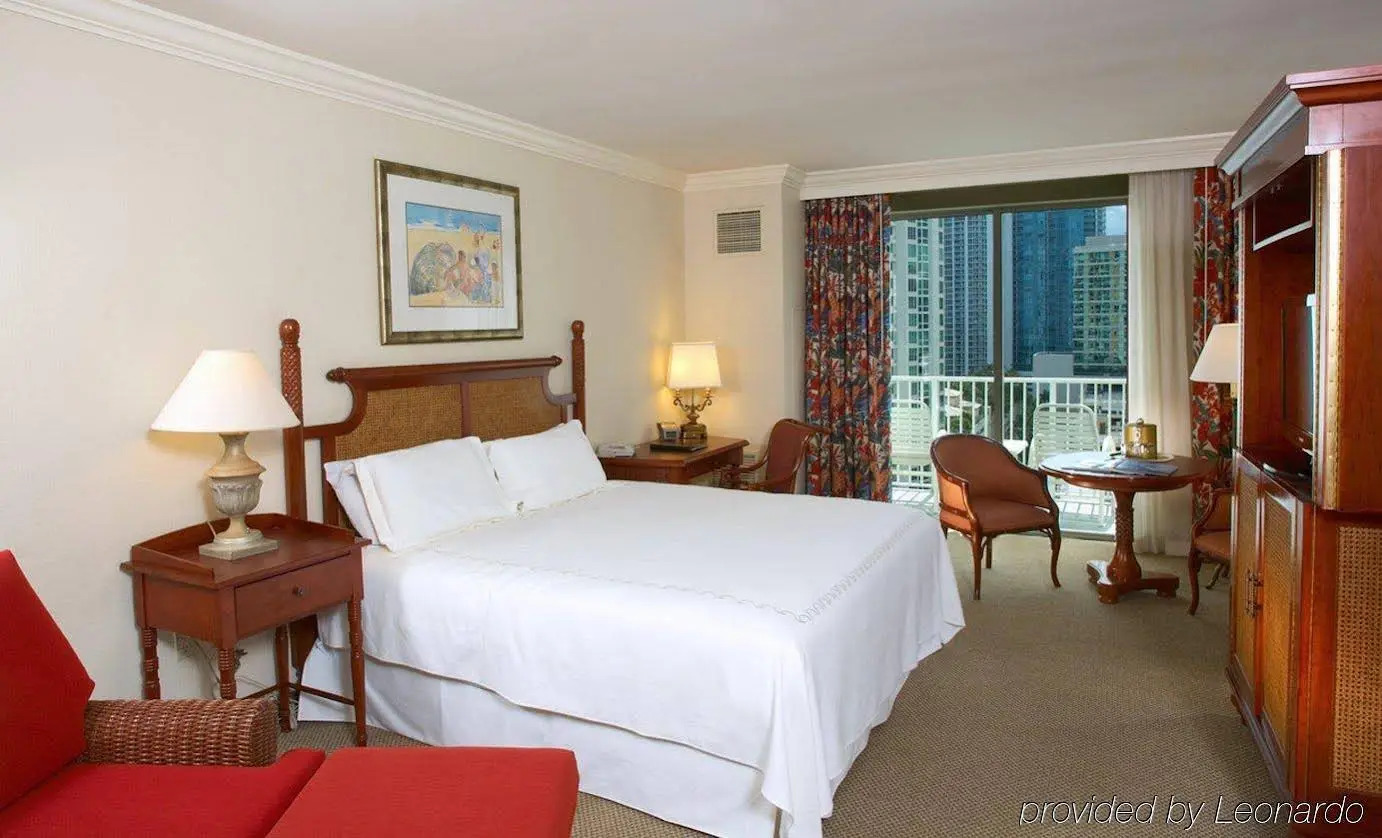 Photo - Riverside Hotel