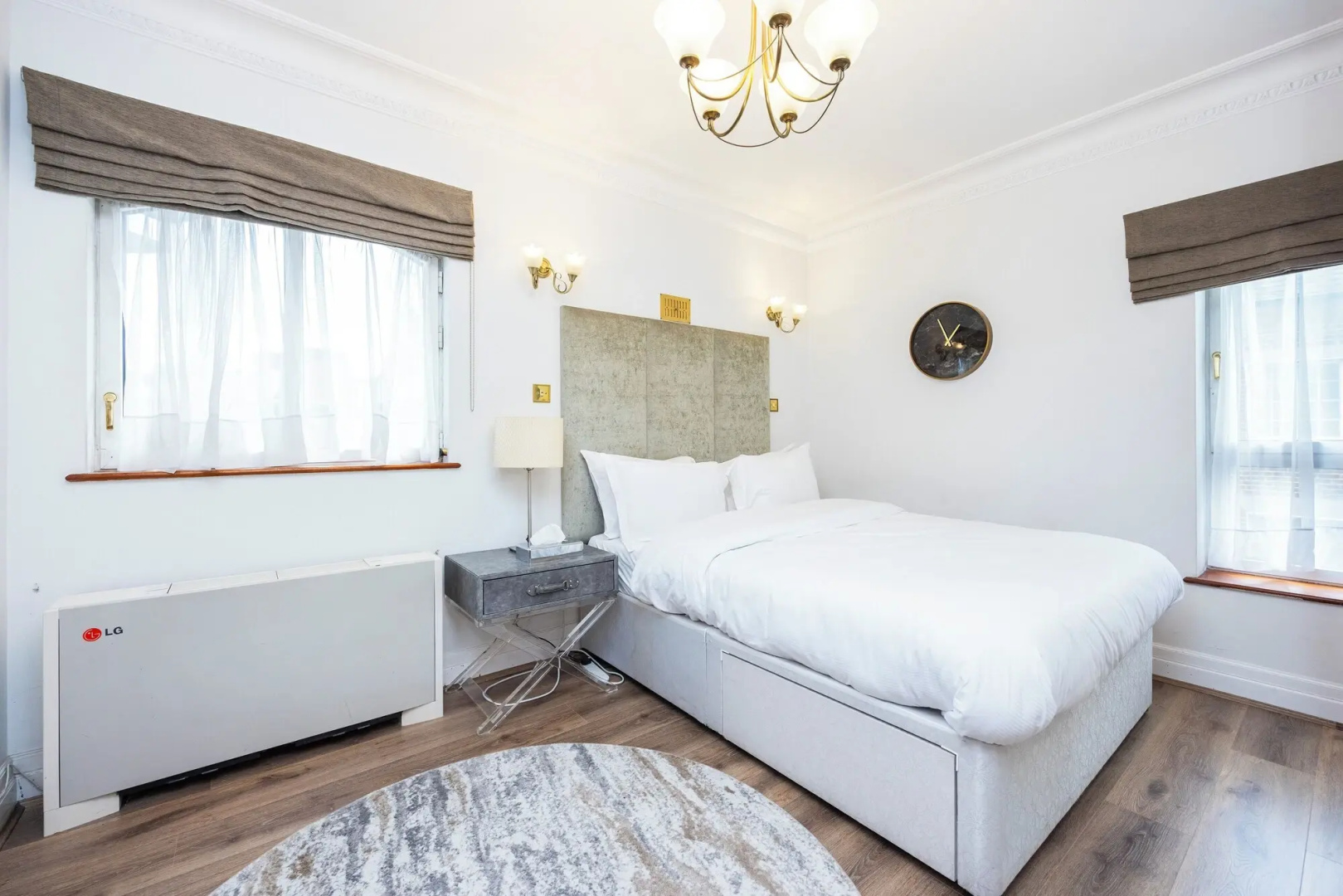 Photo - Carlton Court - Mayfair
