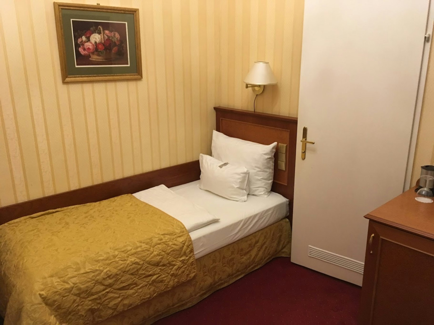 Foto - Opera Suites - Self Check-in