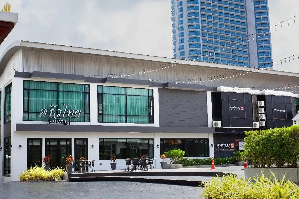 Photo - One Patio Hotel Pattaya - SHA Extra Plus