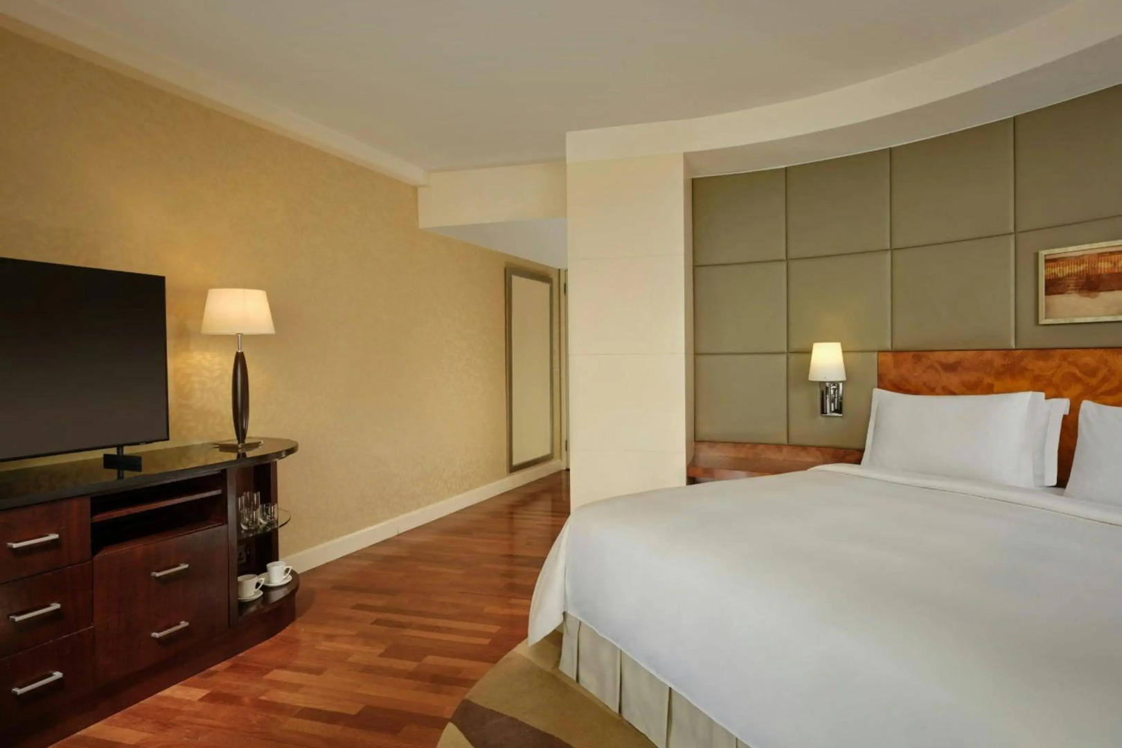 Photo - The Park Tower Knightsbridge, a Luxury Collection Hotel, London