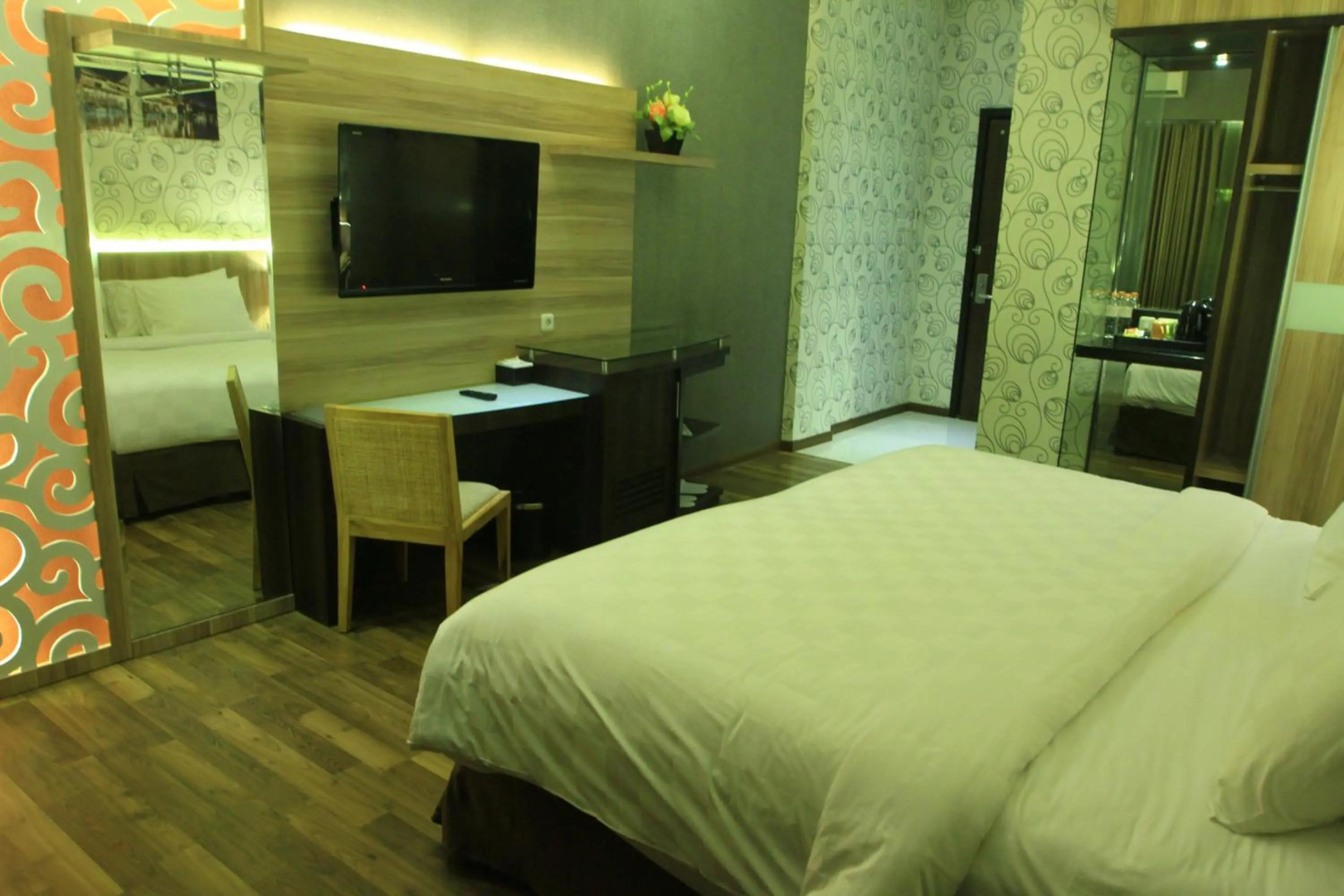 Ox Ville Hotel