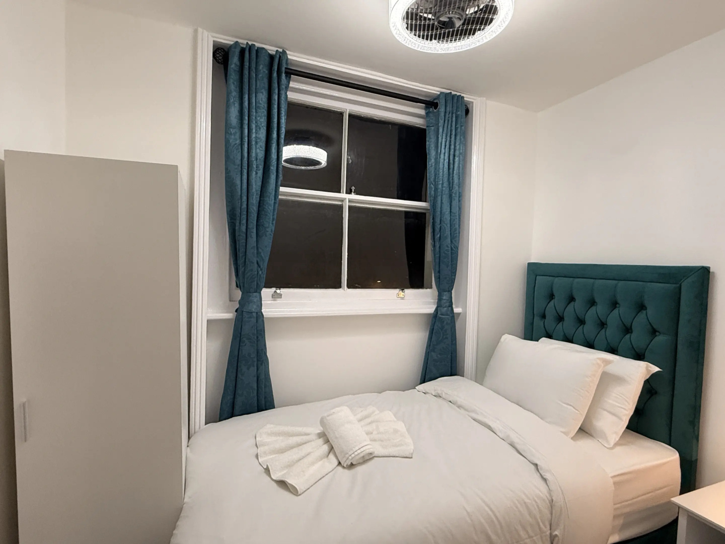 Photo - Whiteleys Hotel