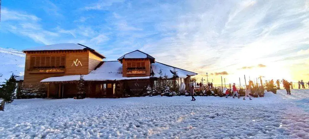 Photo - The Mountains Hotel