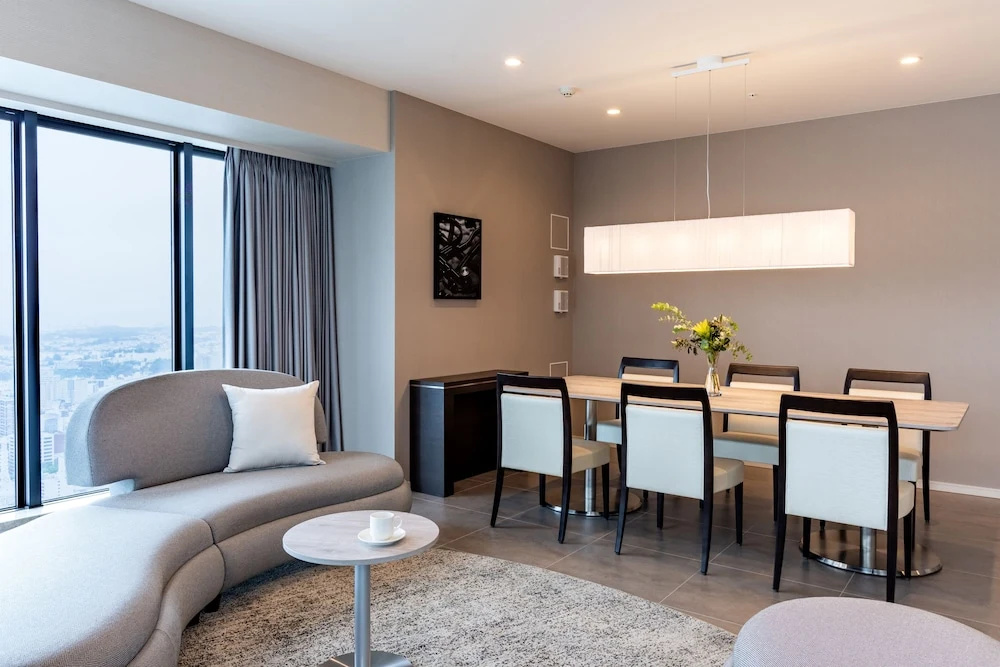 Photo - Oakwood Suites Yokohama