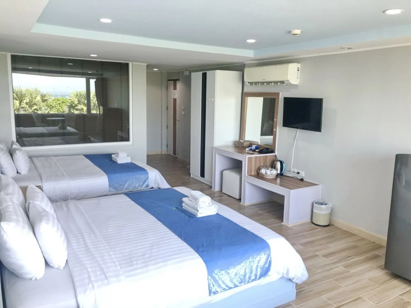 Foto - The Beach Front Resort, Pattaya