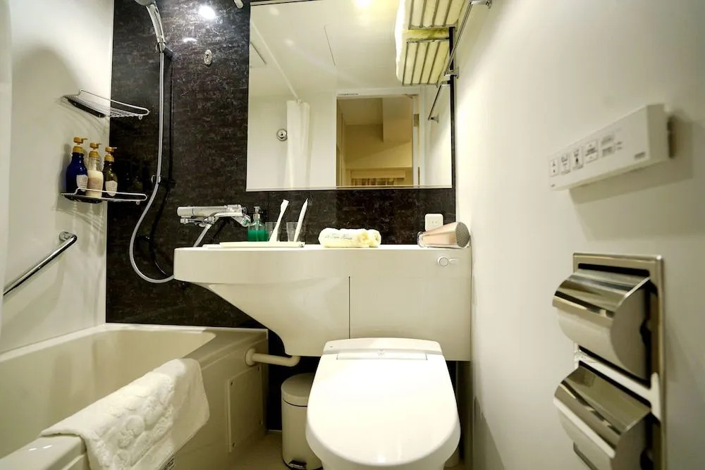 Foto - Le Tour Hotel Akihabara Ekimae 楽途ホテル秋葉原駅前店