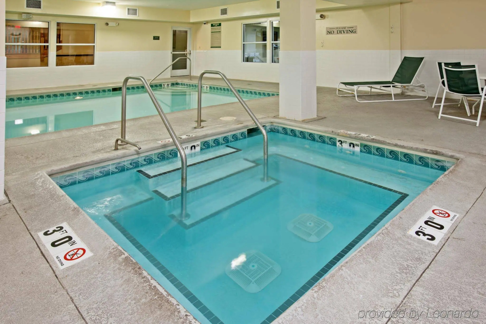 Photo - Country Inn & Suites by Radisson, Chicago O'Hare South, IL