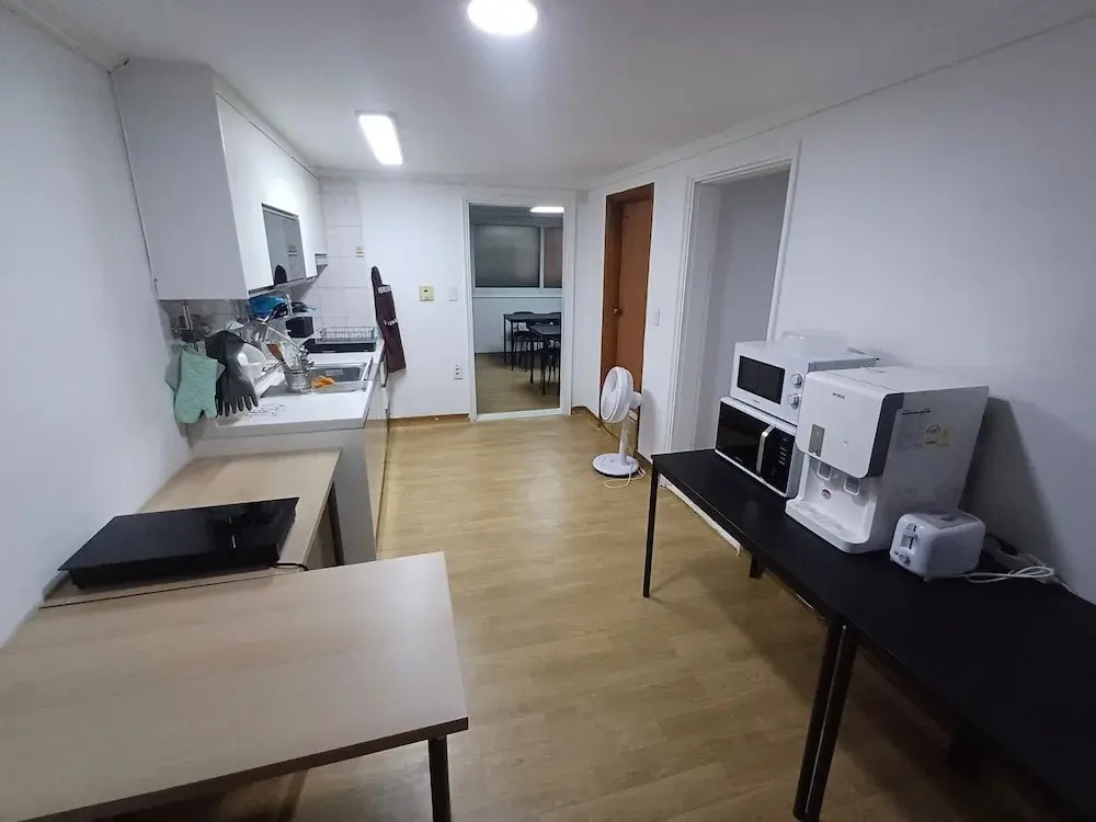 Photo - Ocean's Guesthouse - foreigners only