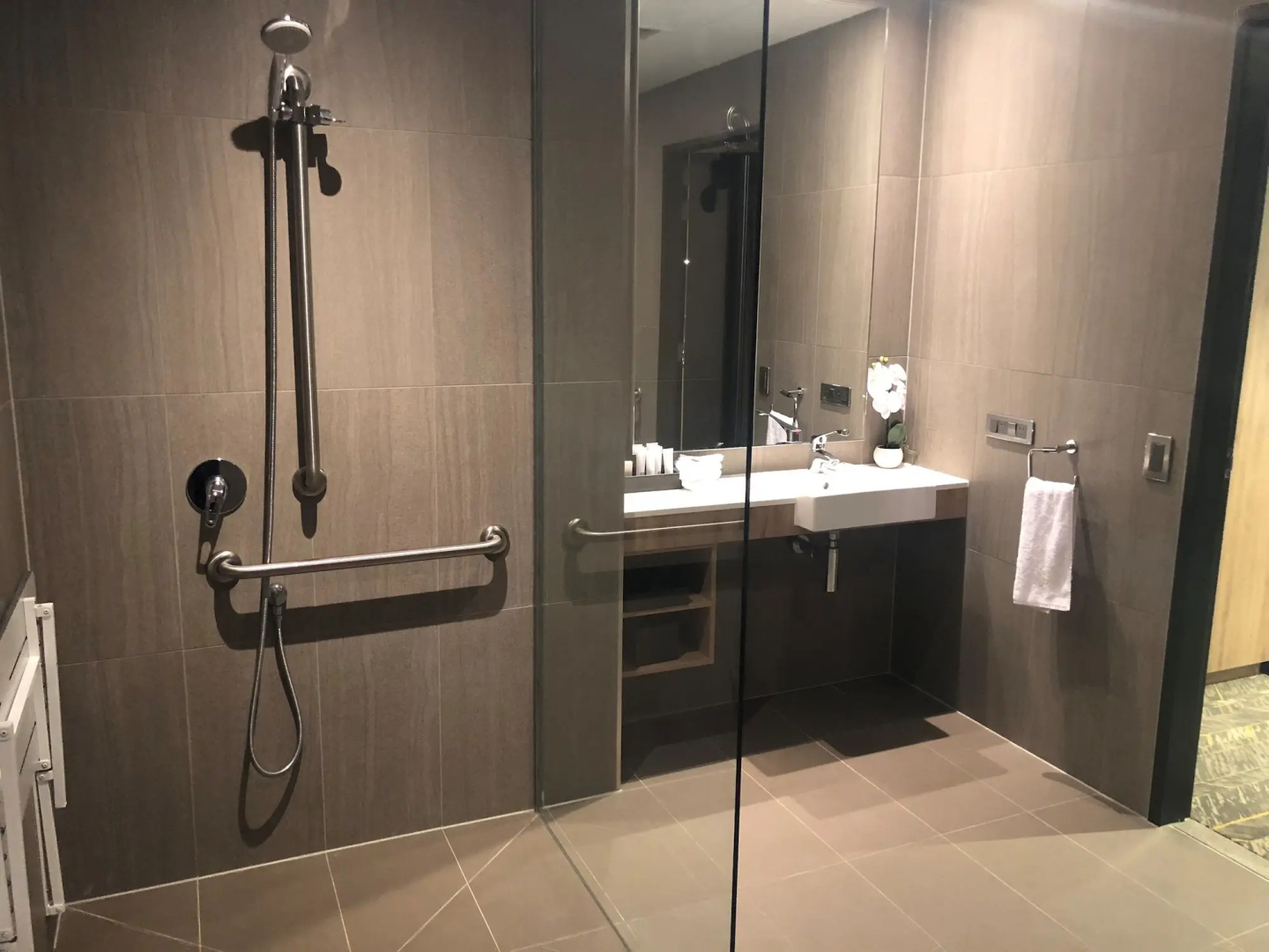 Photo - Vibe Hotel North Sydney