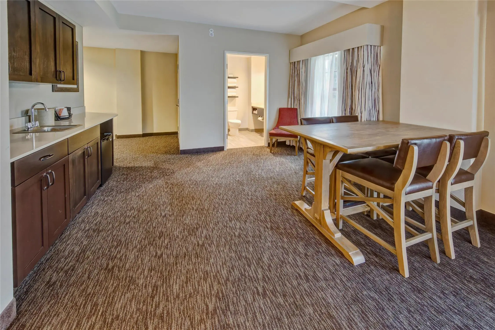 Photo - Black Fox Lodge Pigeon Forge, Tapestry Collection by Hilton