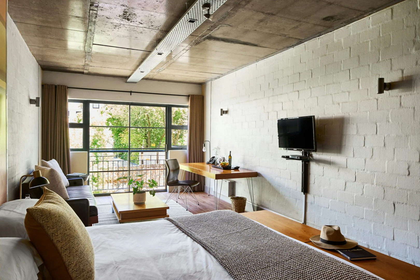 Photo - Hippo Boutique Hotel