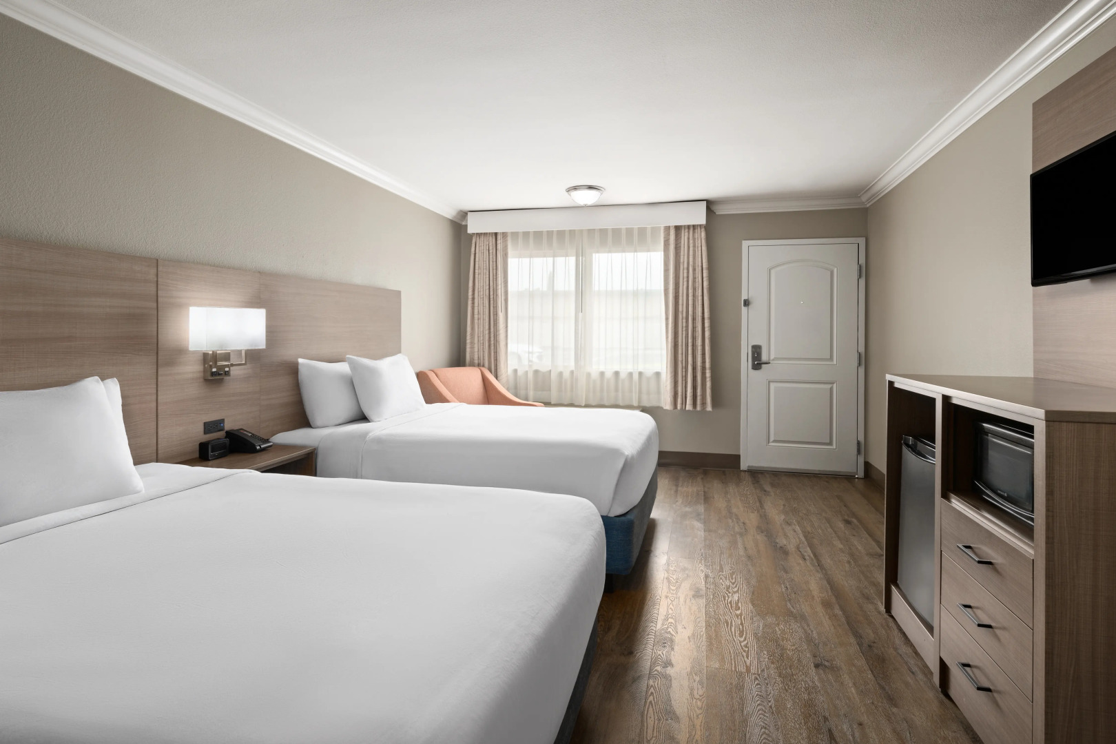 Foto - Solara Inn and Suites