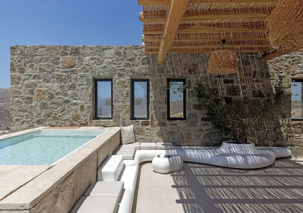Photo - WhiteArt Suites