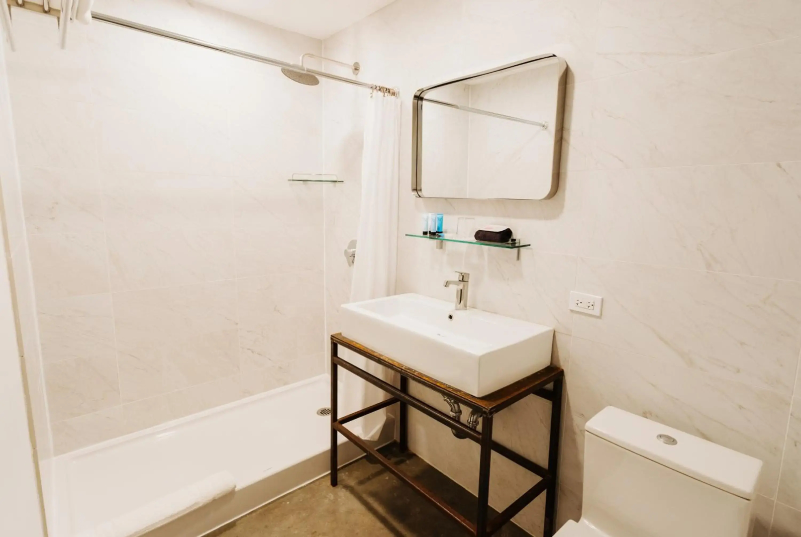Photo - Hotel Alameda, Highline