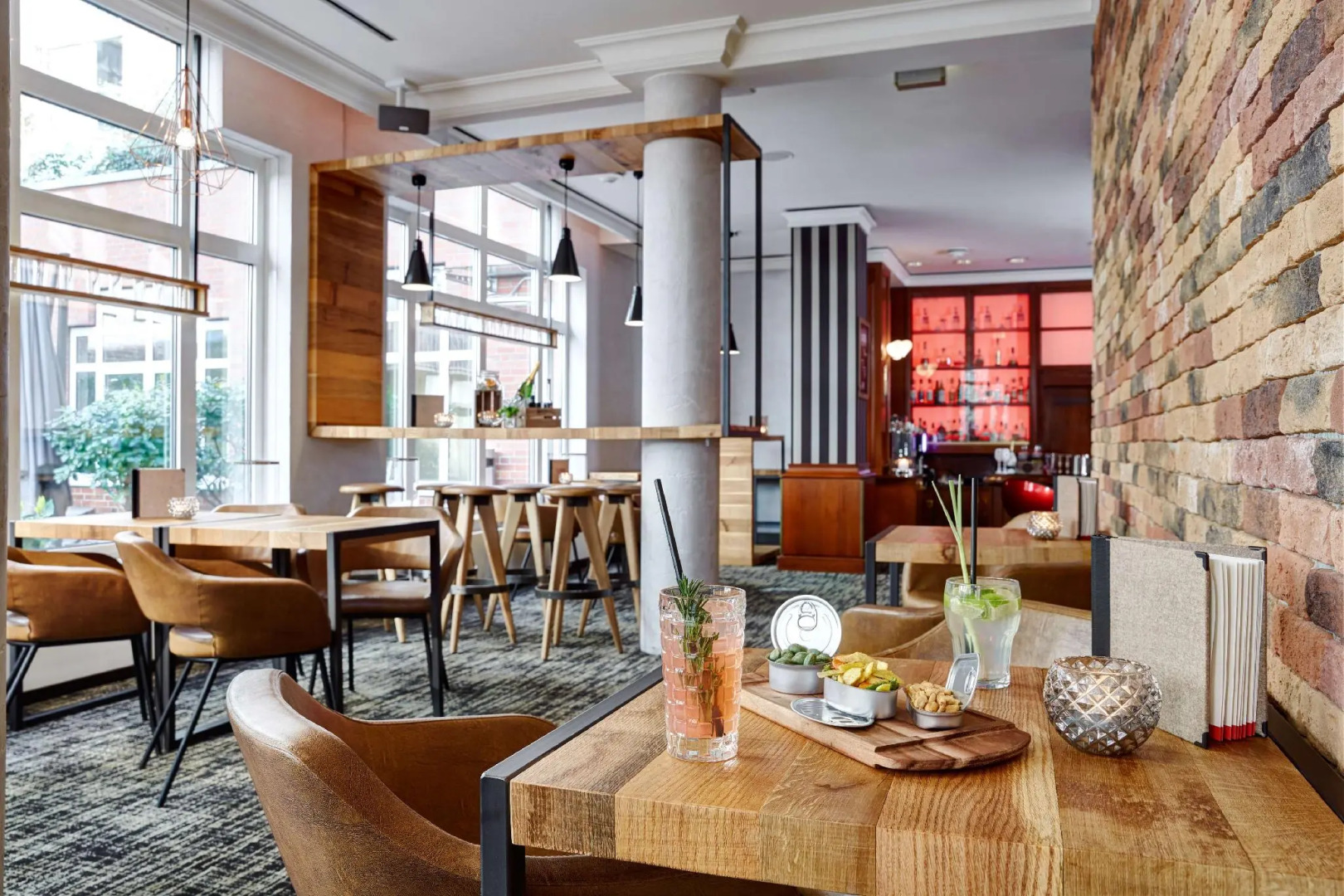 Photo - Lindner Hotel Cologne City Plaza, part of JdV by Hyatt