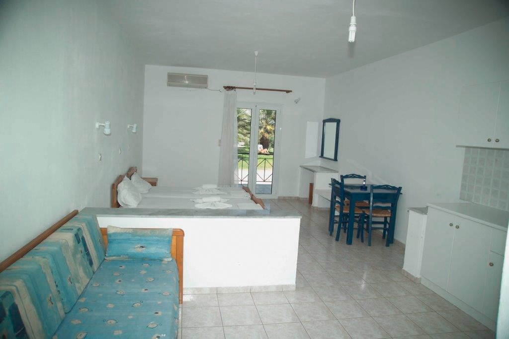 Zeus Hotel