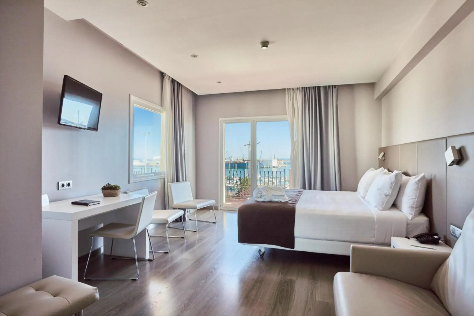 Photo - Hotel Silken Turcosa 3 Sup
