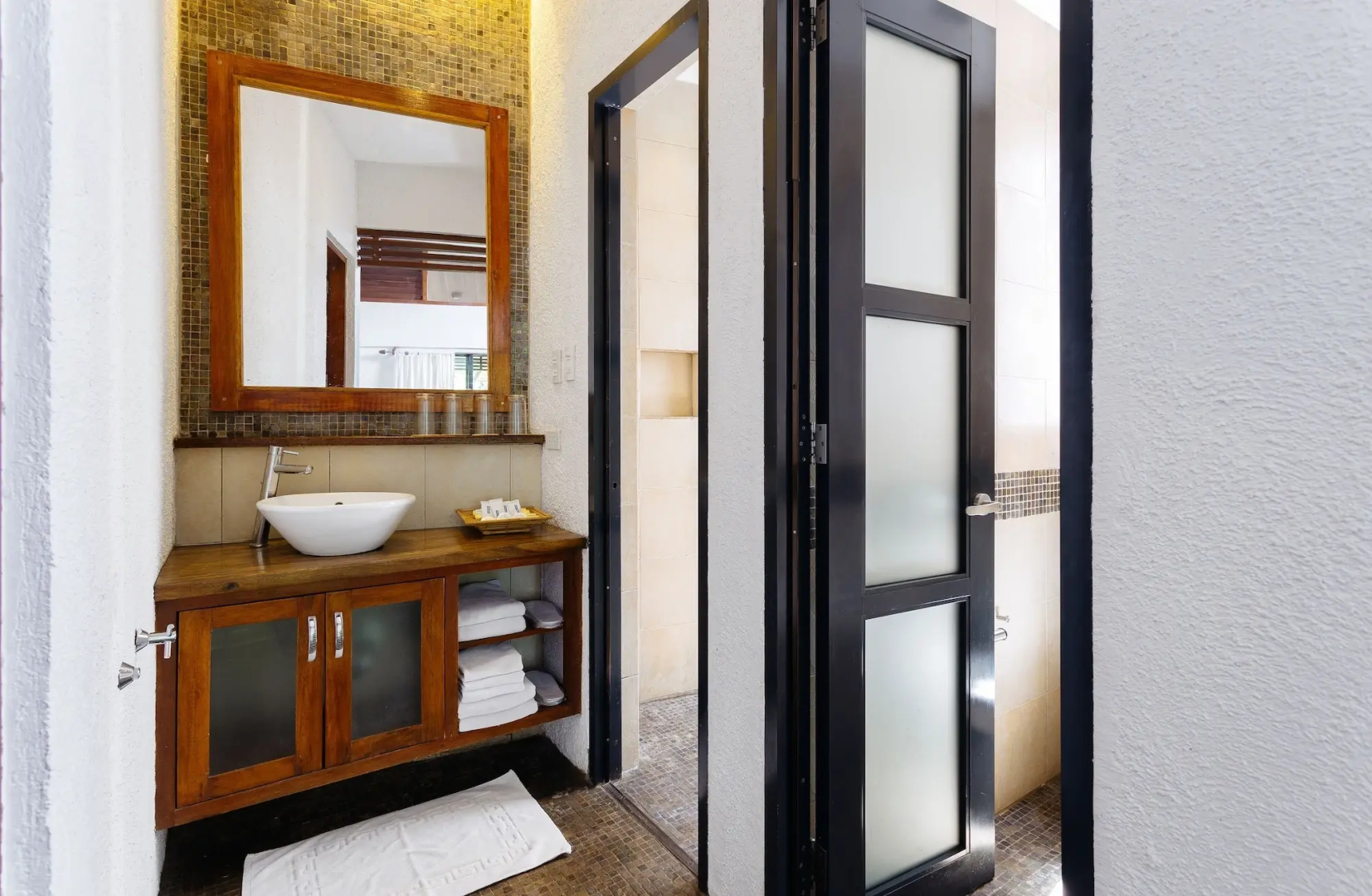 Photo - The Strand Boutique Resort