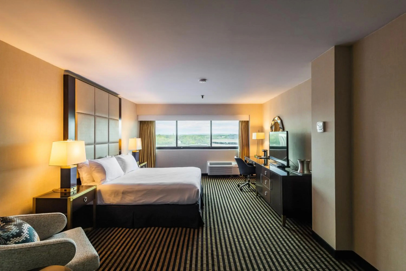 Photo - APA Hotel Woodbridge