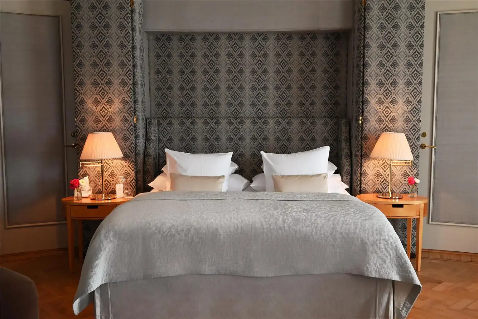 Photo - Hotel Diplomat
