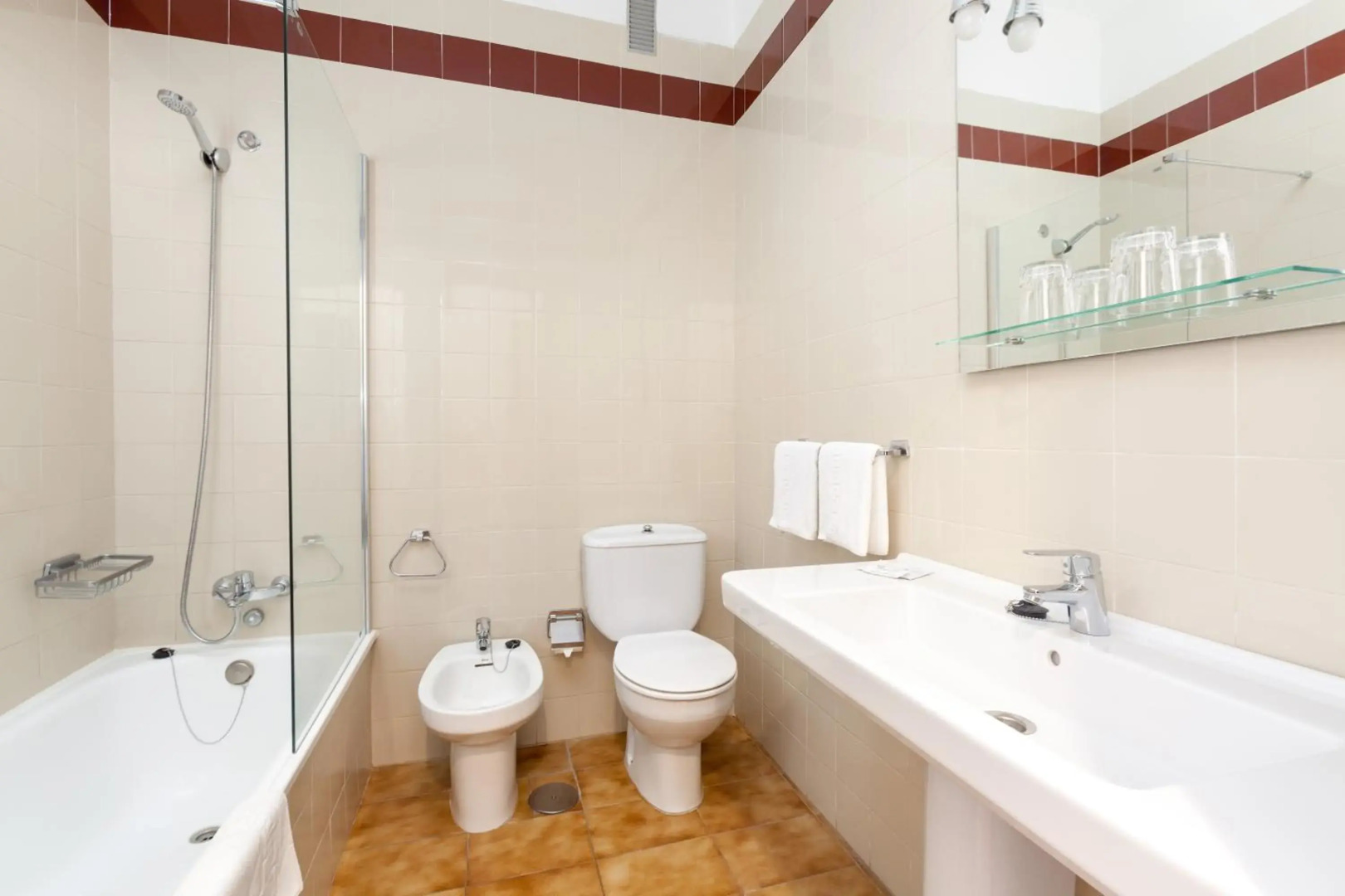 Photo - Hotel Don Manolito