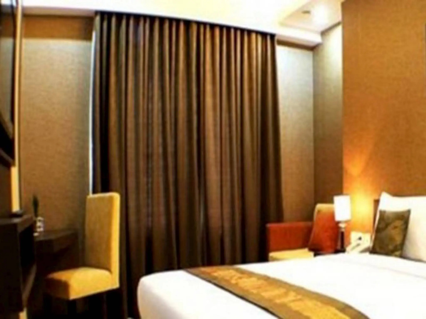 Daima Hotel Padang