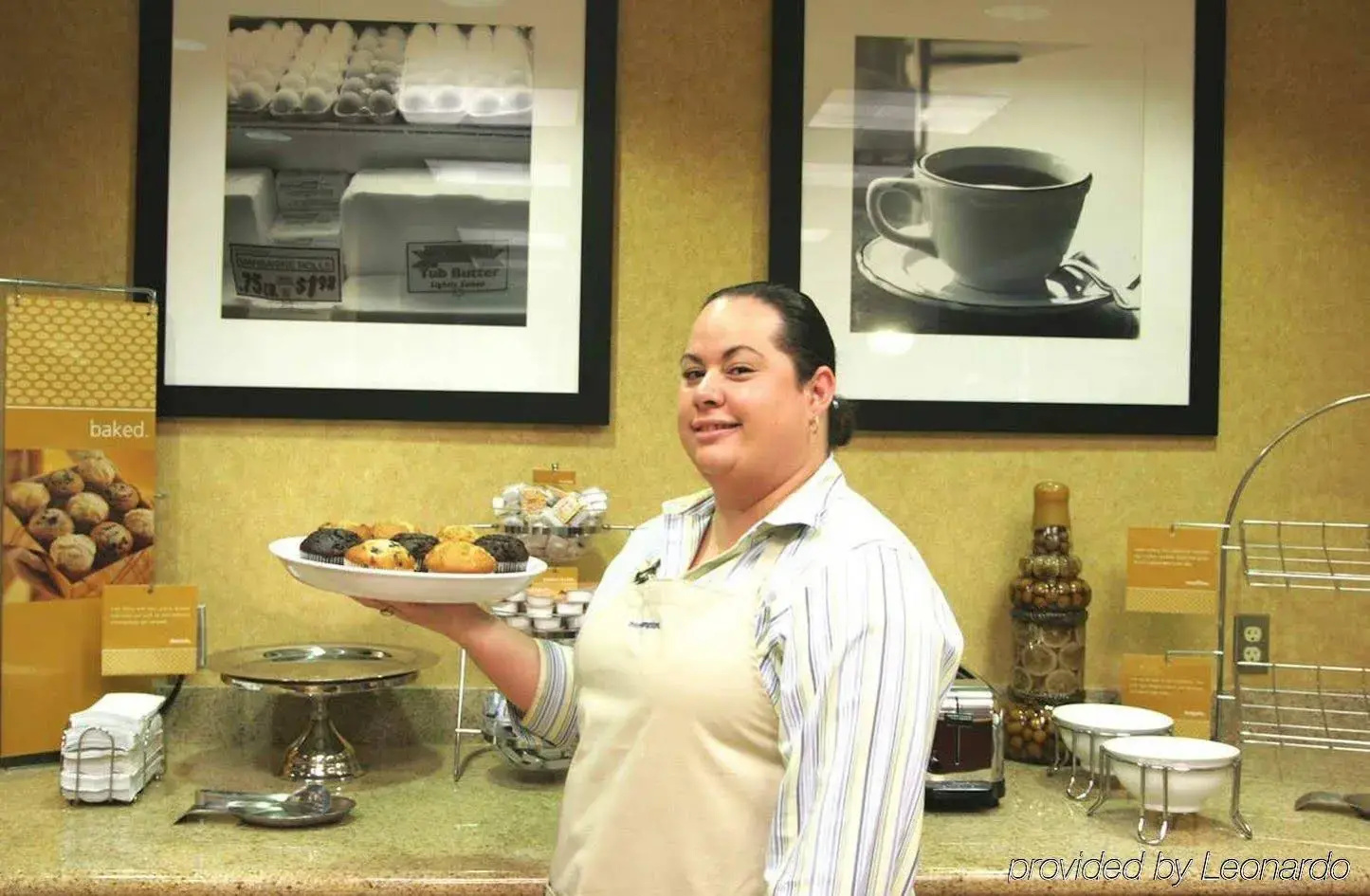 Photo - Hampton Inn & Suites Ontario