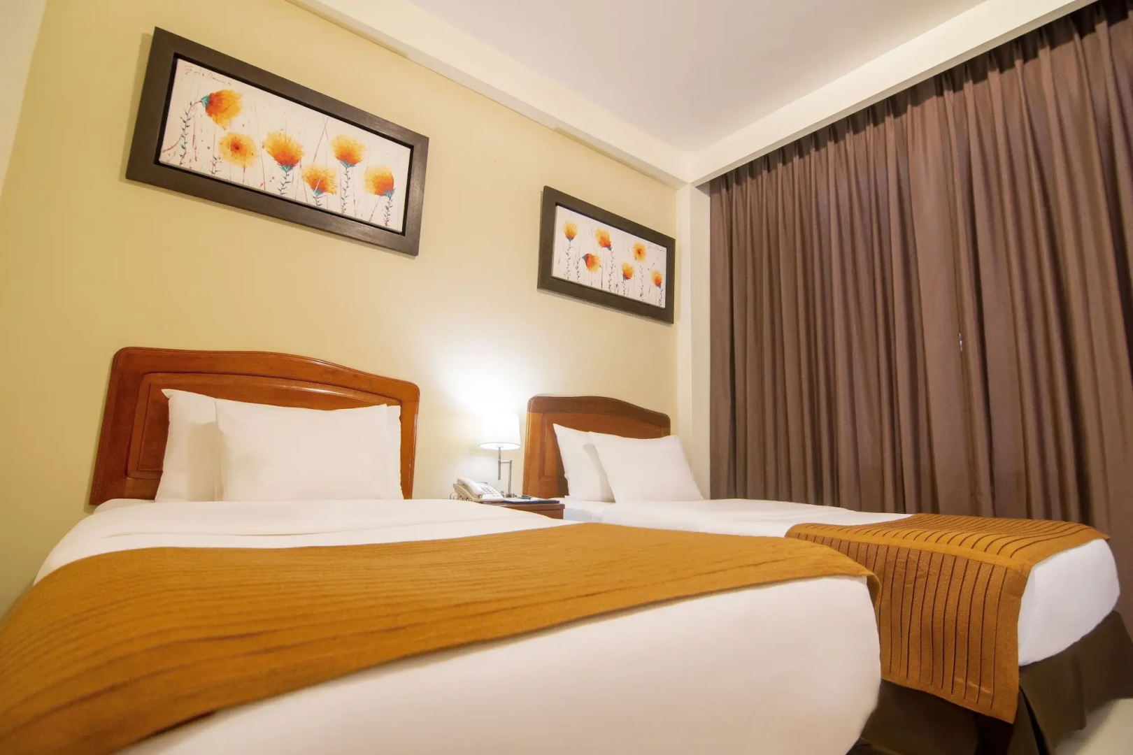 Photo - El Dorado Classic Hotel