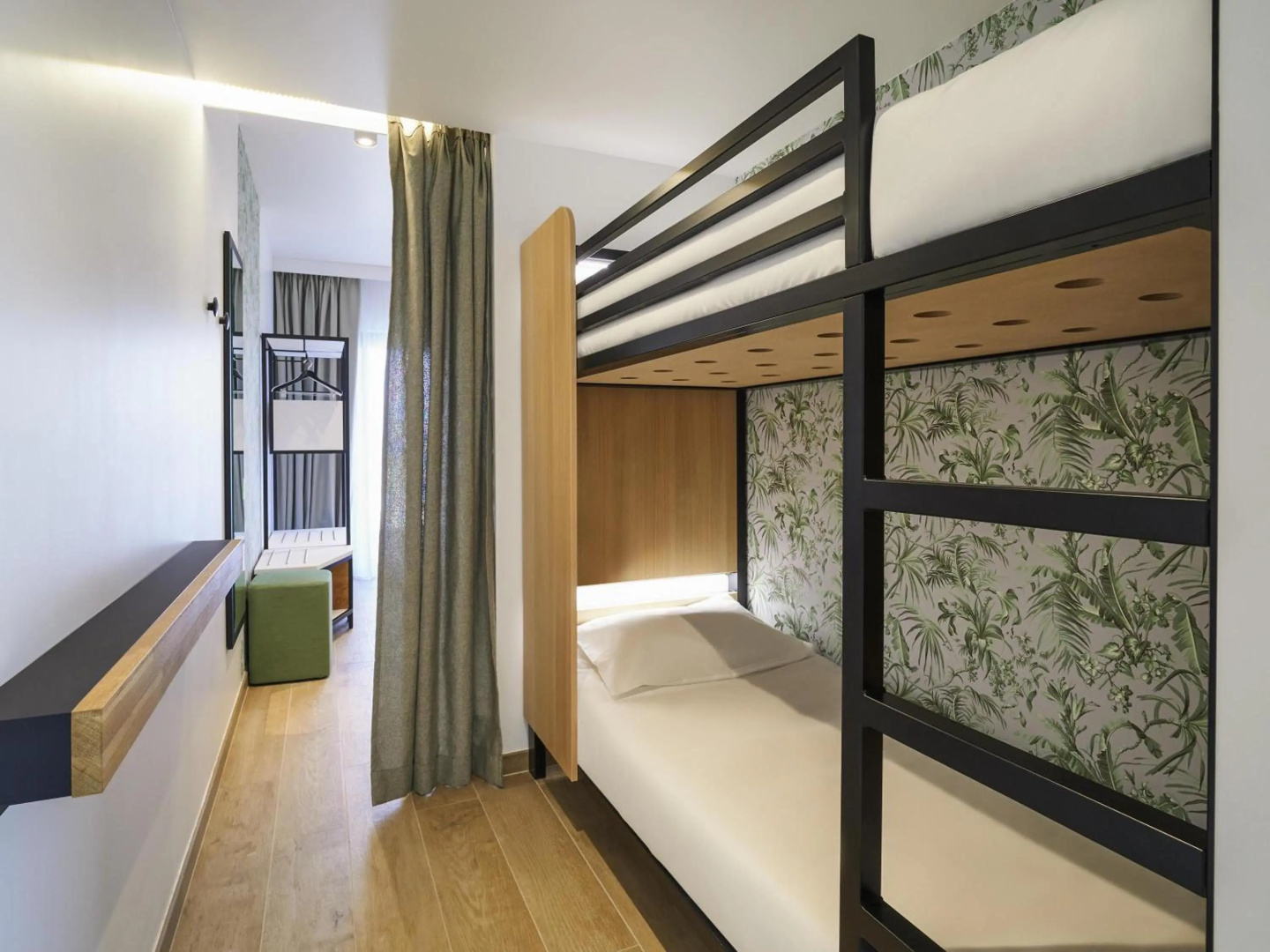 Photo - Mercure Avignon TGV Hotel et Spa